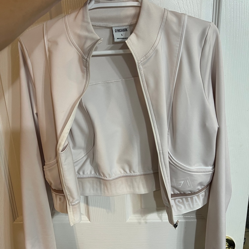 Gymshark cropped jacket